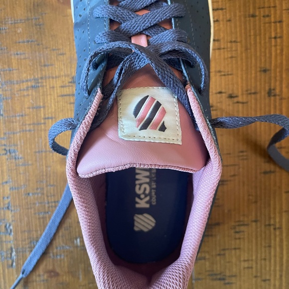 K-Swiss Womens Navy and Pink Sneakers. Size 10 - Picture 4 of 6